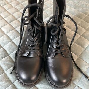 Classic Black Lace-Up Boots for Women